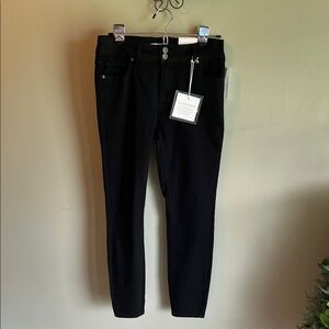 Ellen Tracy Black Skinny Jeans Classic Style